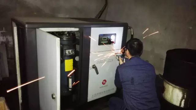 上海硕吉电动机保护器在空压机上的运用